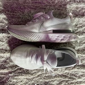 Nike infinity react sneakers